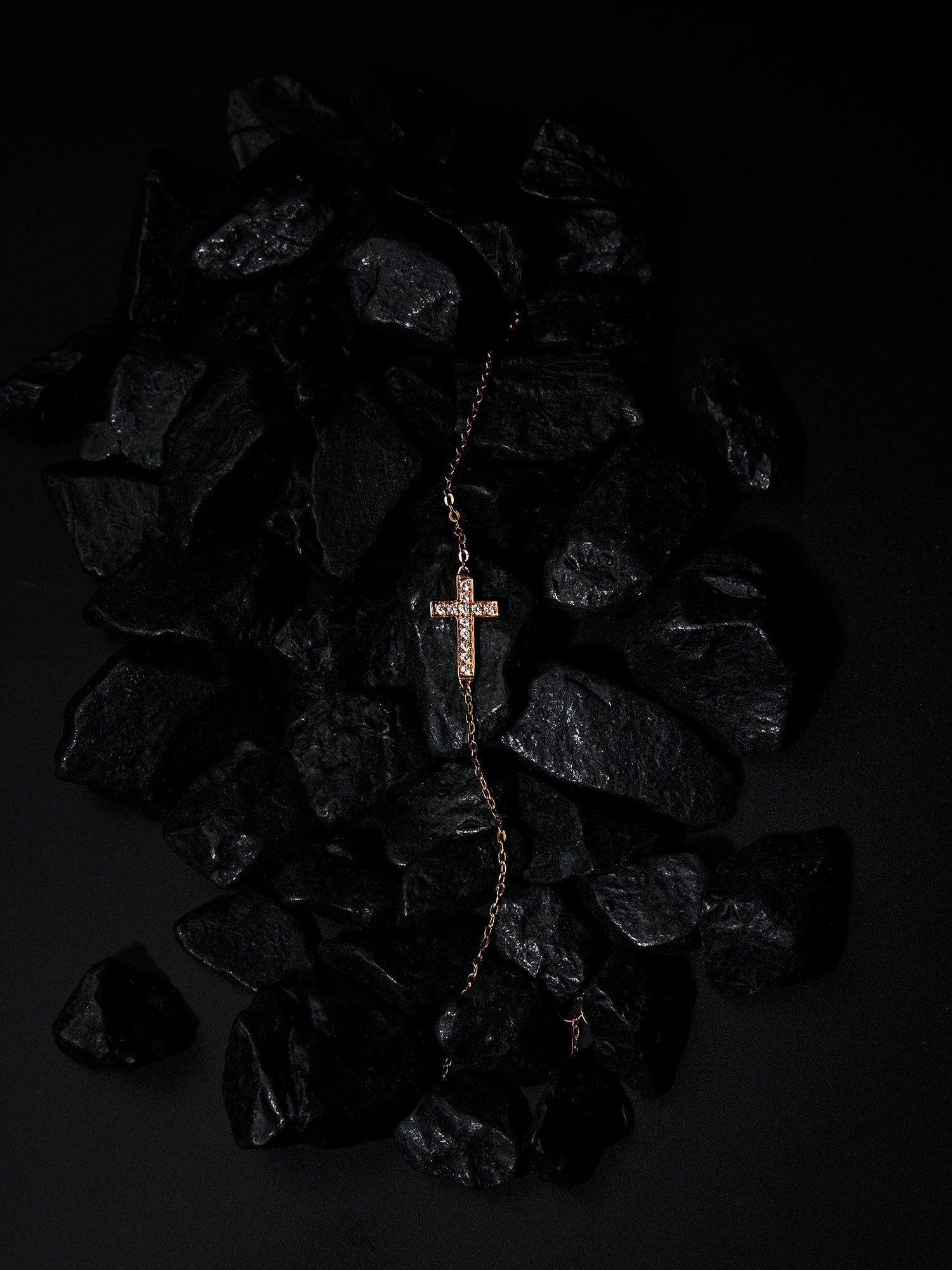 恩典之環Circle of Grace｜玫瑰金十字鑽石手環